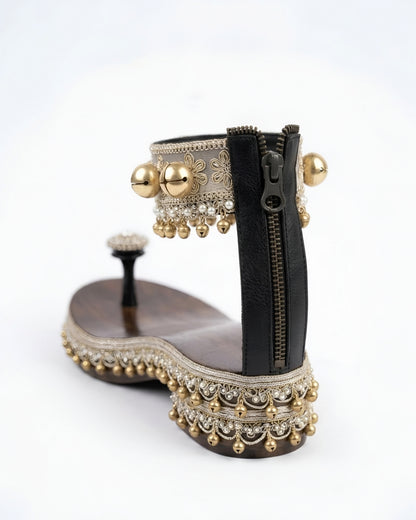 PADUKA